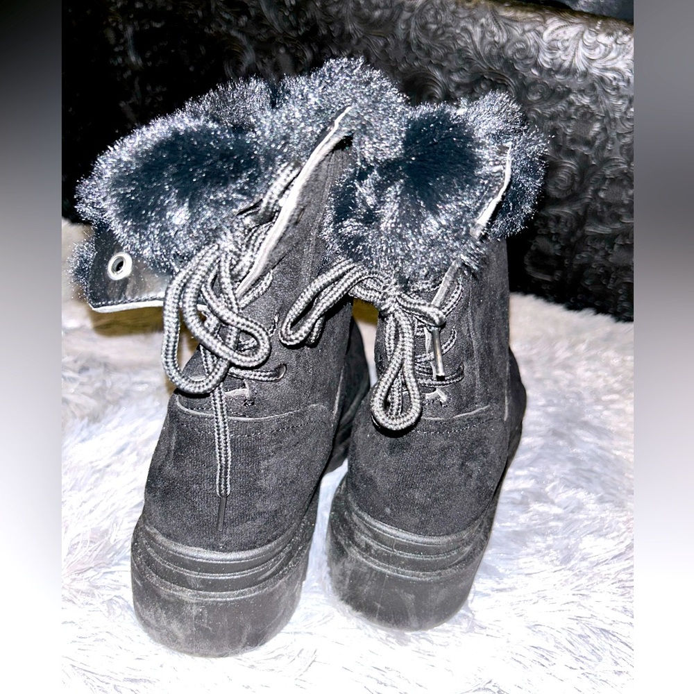 Wild Diva short fur bootie